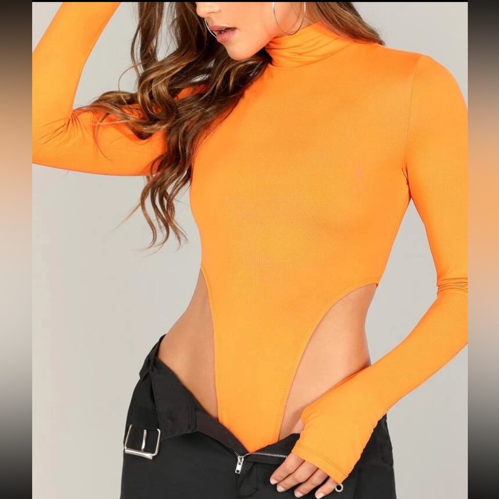 **NEVER WORN** Orange fitted high cut out bodysuit Turtleneck